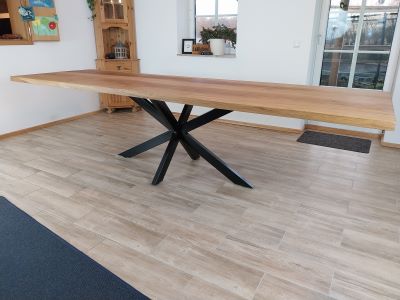 Tisch Spider